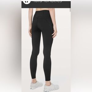 Fast and free right size 4!! Black! Worn 3 or so times!!Still in great condition